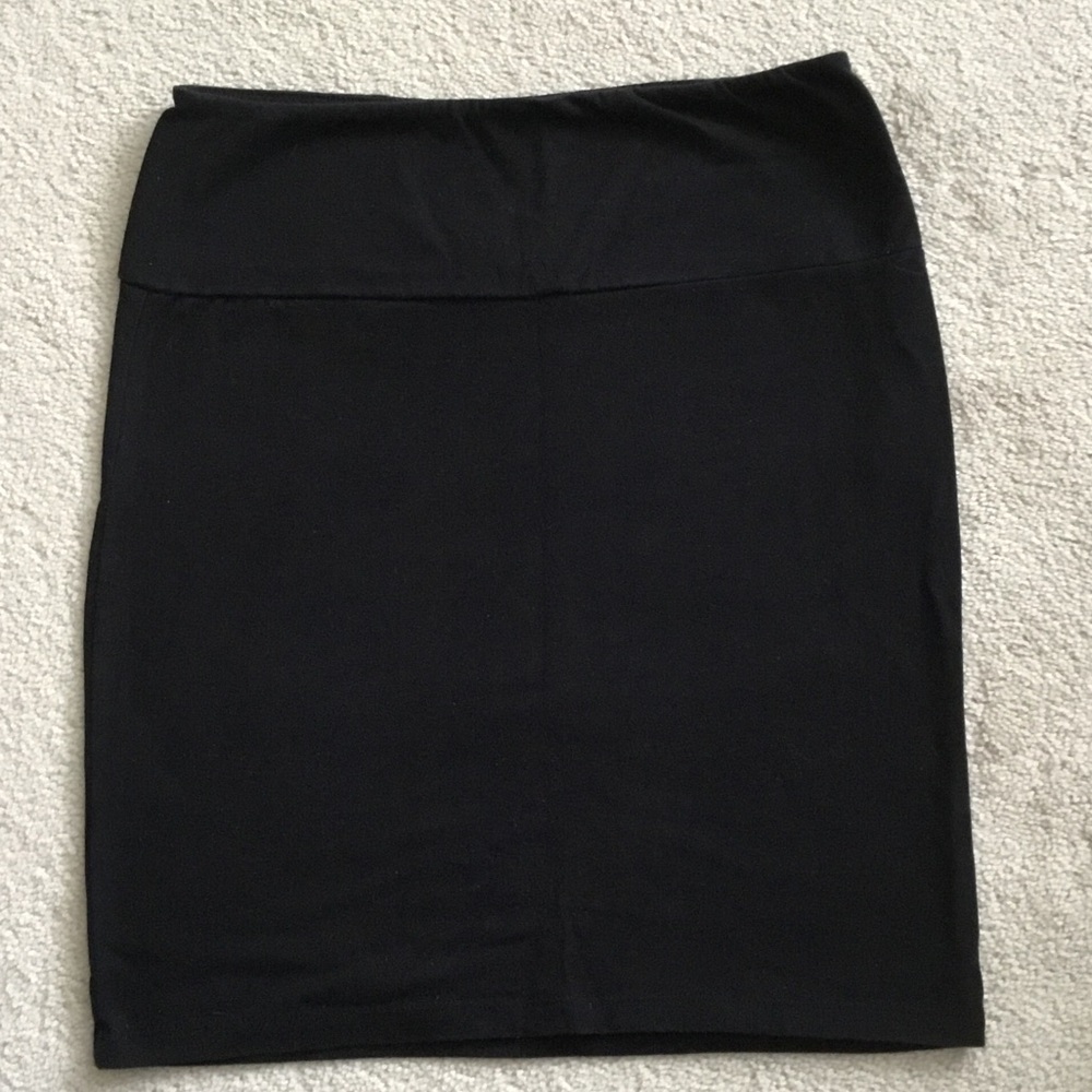 FOREVER 21 Classic Black Jersey Pencil Skirt